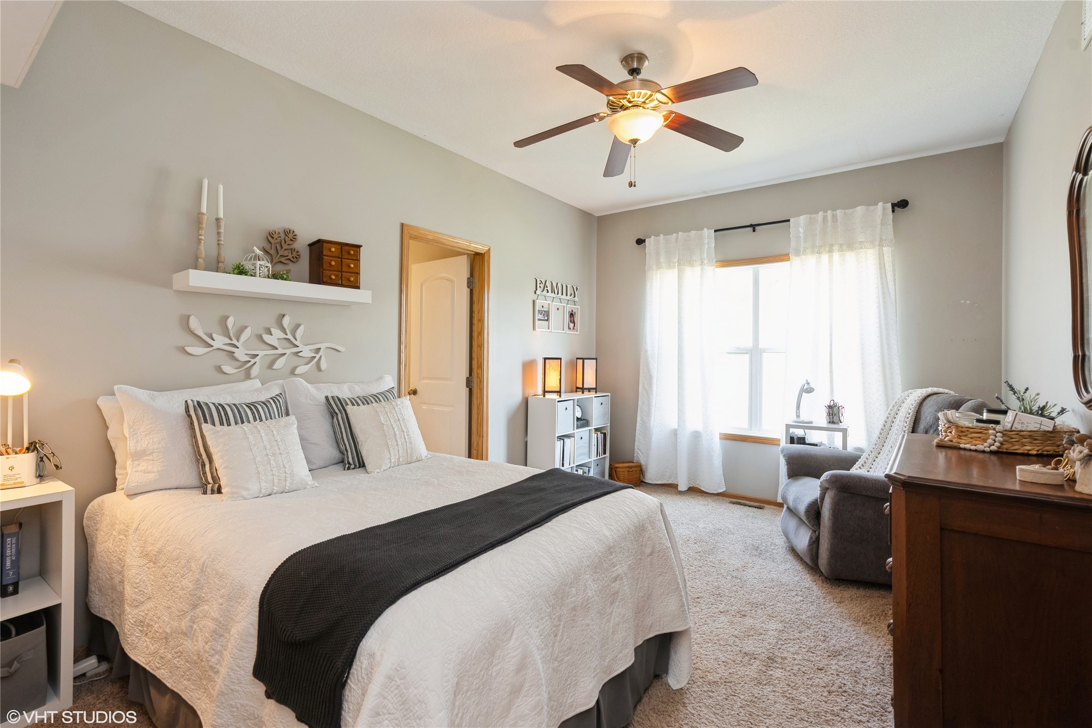 804 Patchett Drive, Mitchellville, Iowa image 11