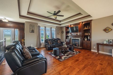 Single Family Residence in Waukee IA 655 Dellwood Drive 5.jpg