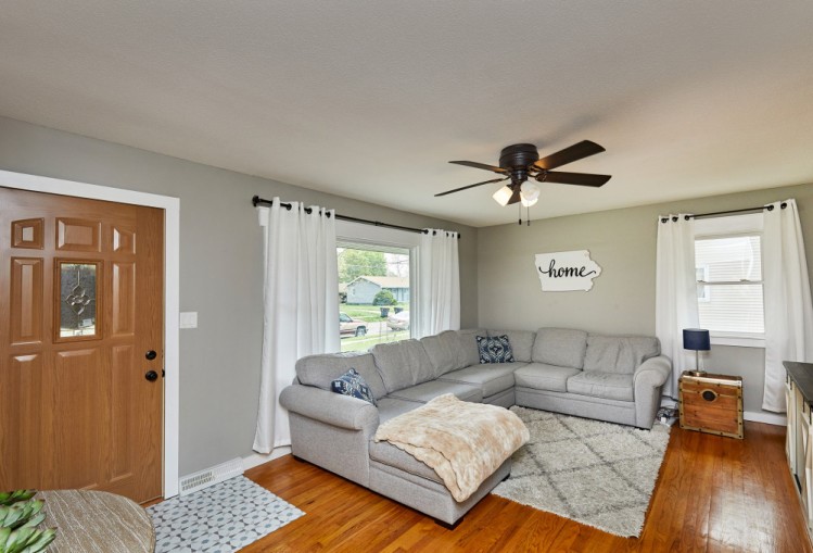 240 Bel Aire Drive, Waukee, Iowa image 6