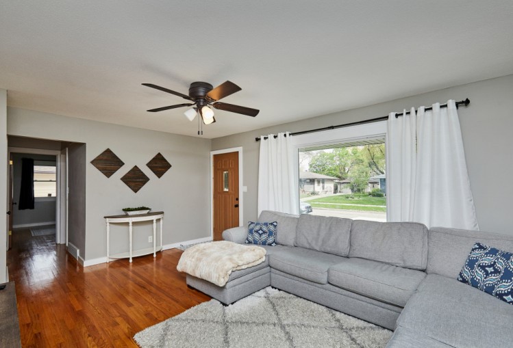 240 Bel Aire Drive, Waukee, Iowa image 7