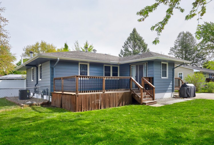 240 Bel Aire Drive, Waukee, Iowa image 3