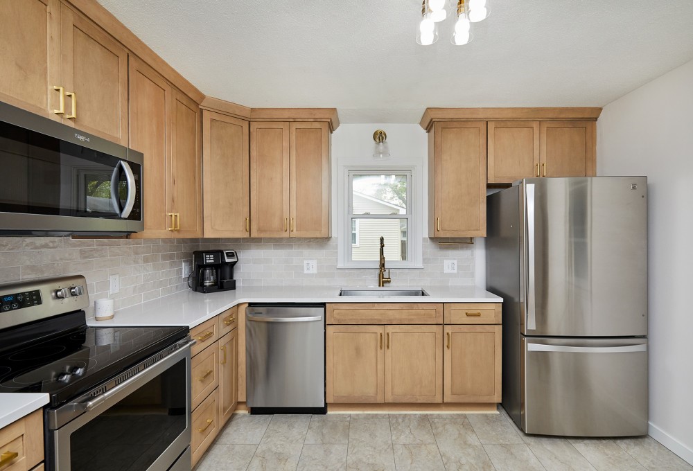 240 Bel Aire Drive, Waukee, Iowa image 12