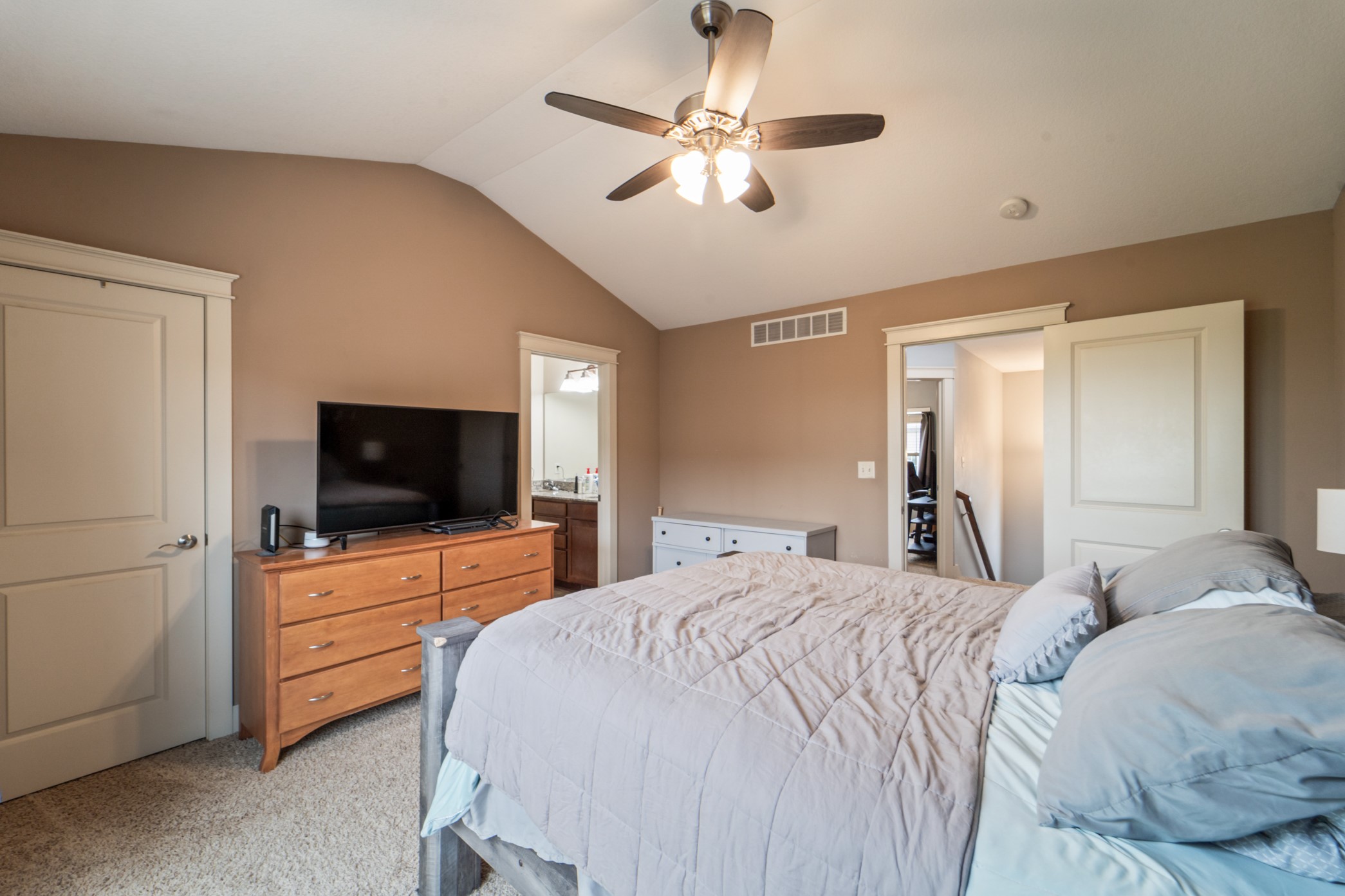 3600 SE Glenstone Drive #301, Grimes, Iowa image 16