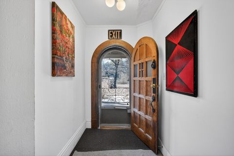 Homes For Sale - 459 27th Street<br/> Des Moines, IA 50312