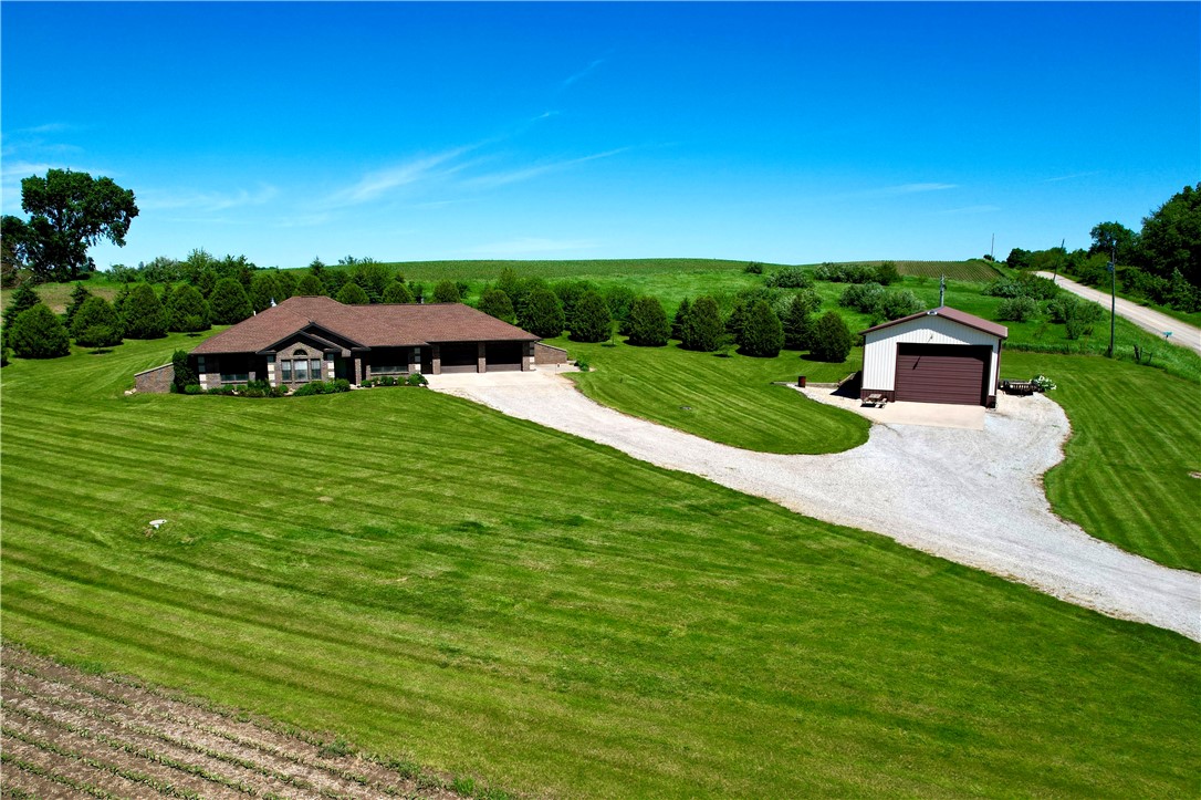 3890 230th Street, Victor, Iowa image 1