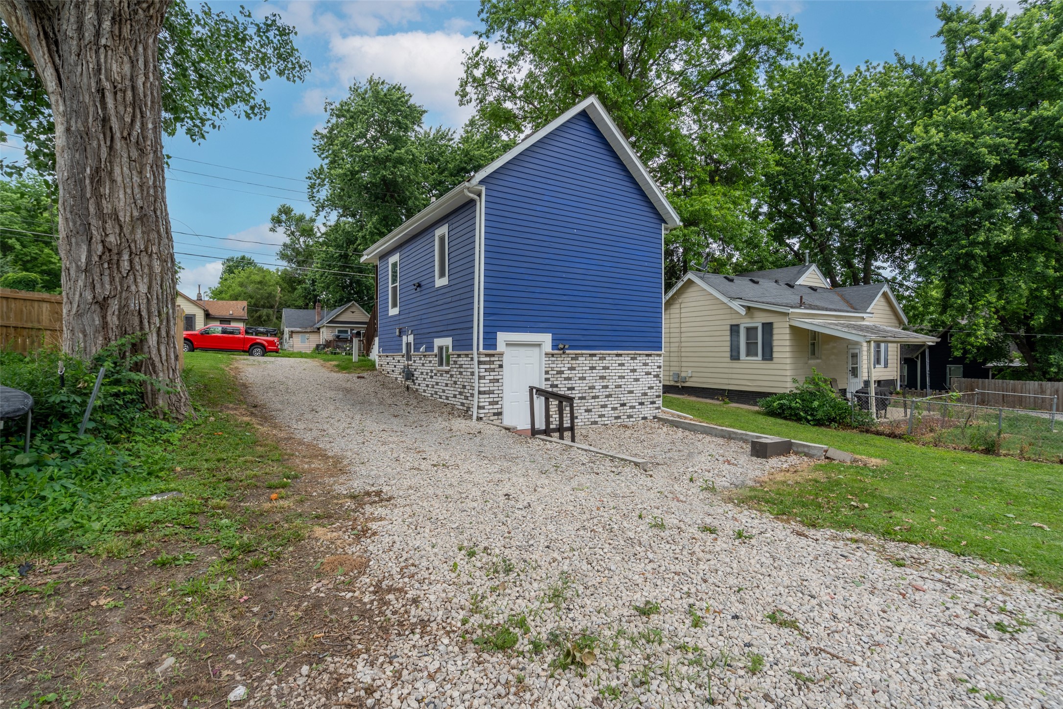 2413 SE 8th Street
