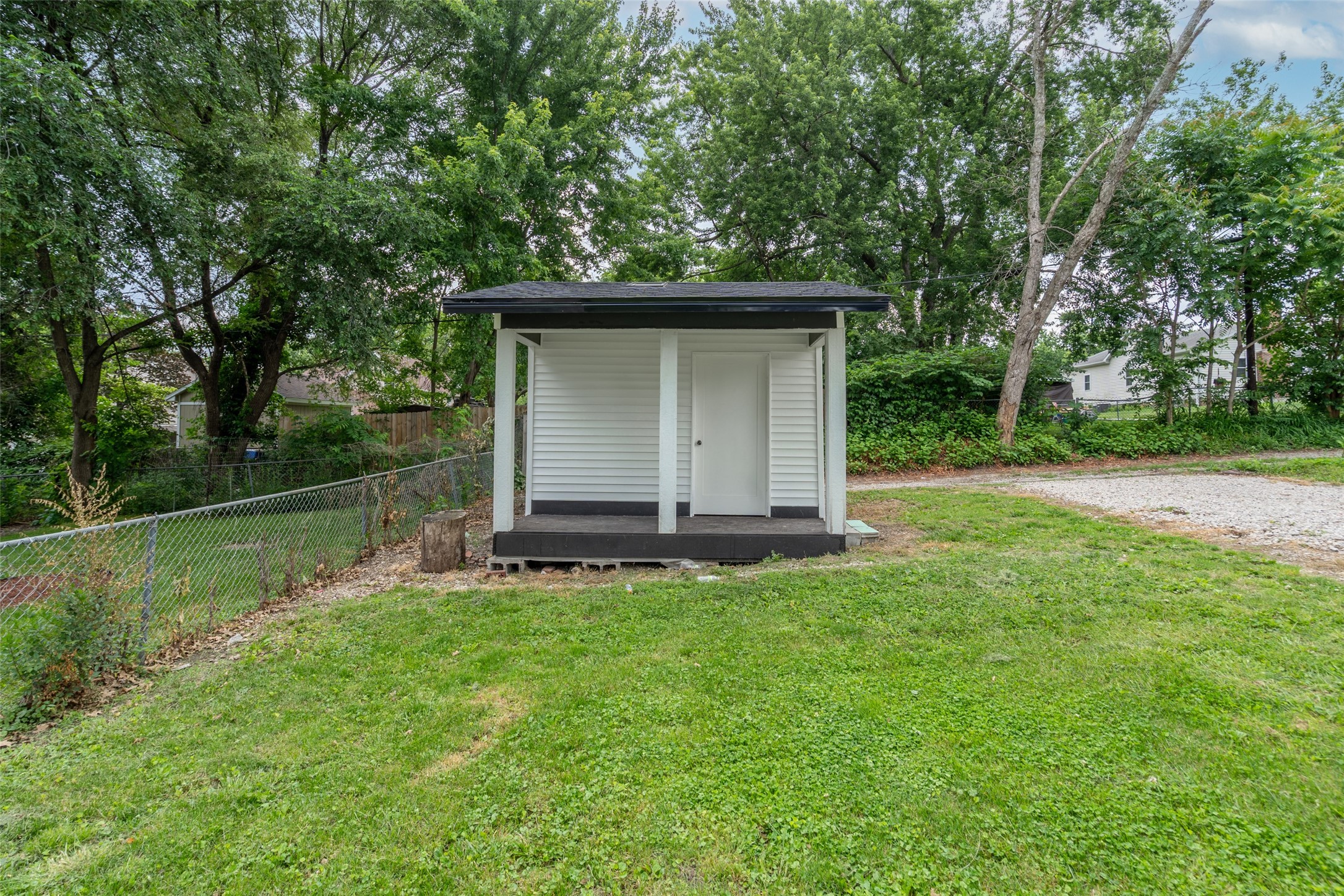 2413 SE 8th Street