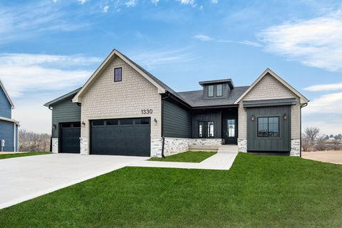 1330 NW Brooks Drive Waukee IA 50263