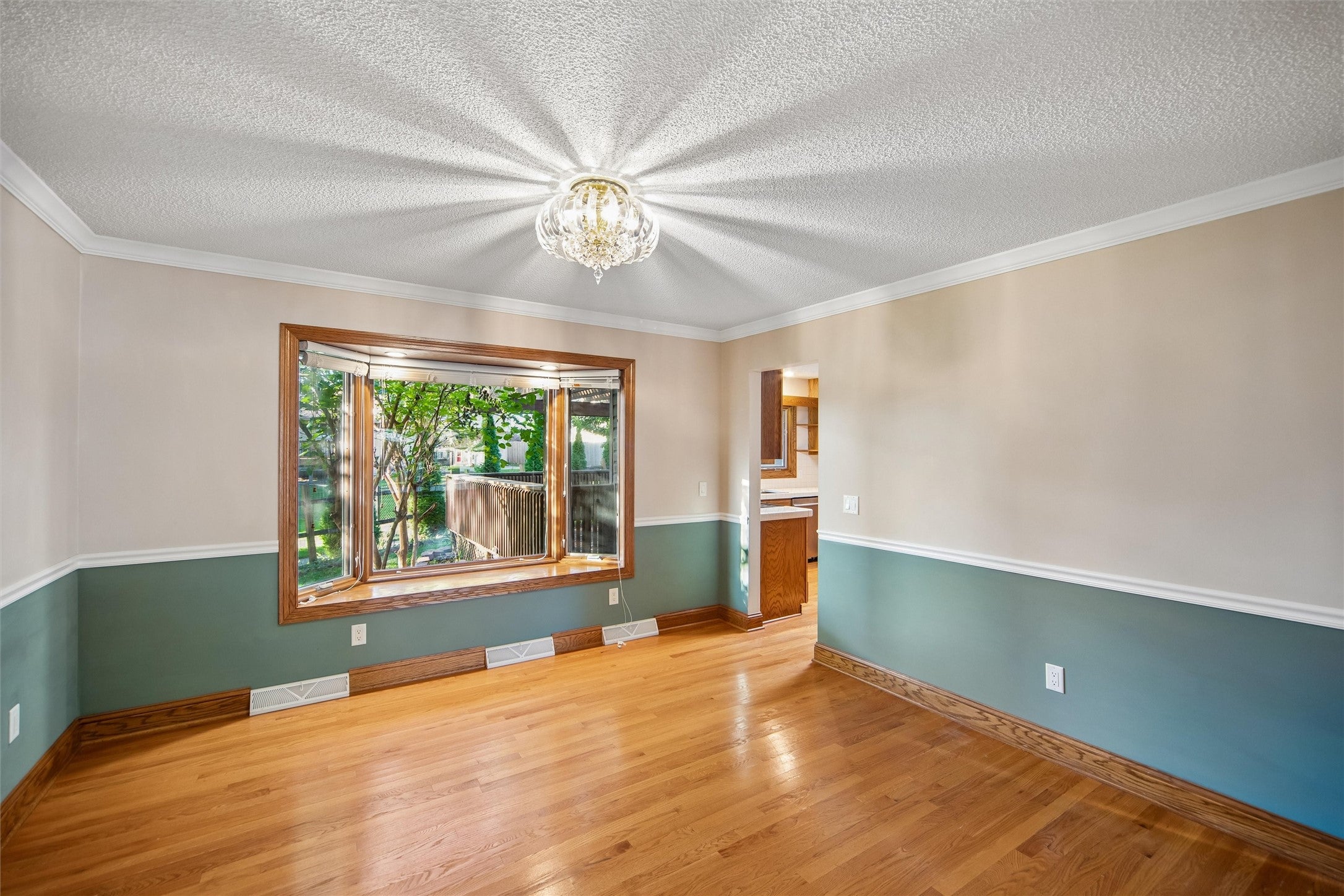 3824 Bayberry Court