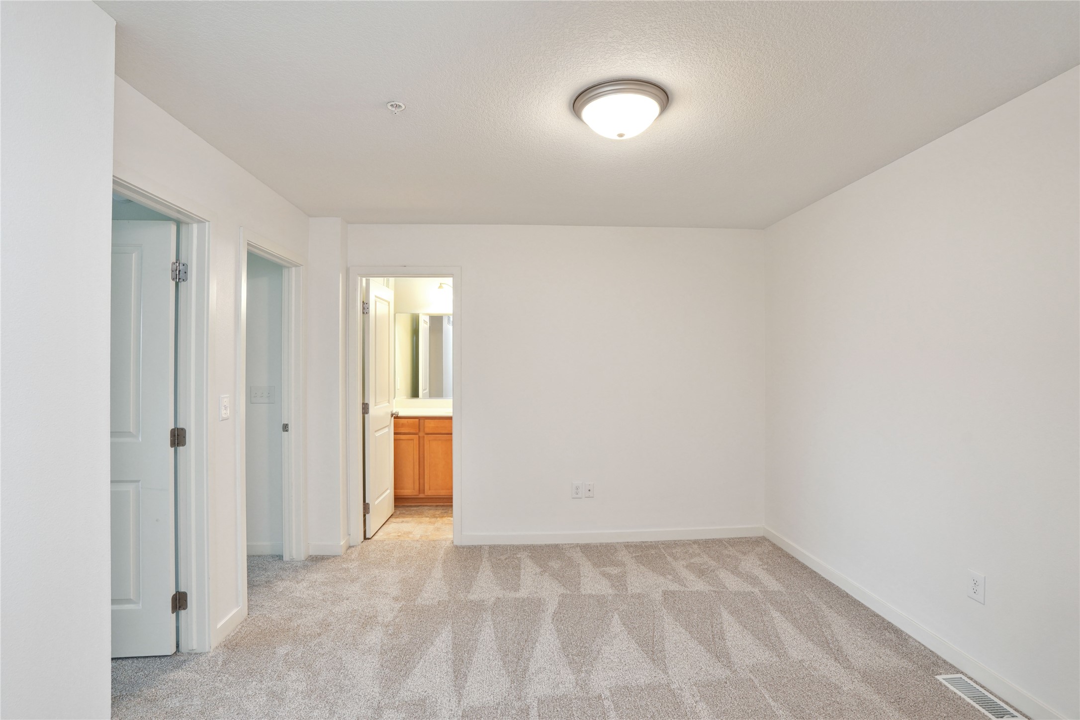 215 80th Street #102, West Des Moines, Iowa image 25