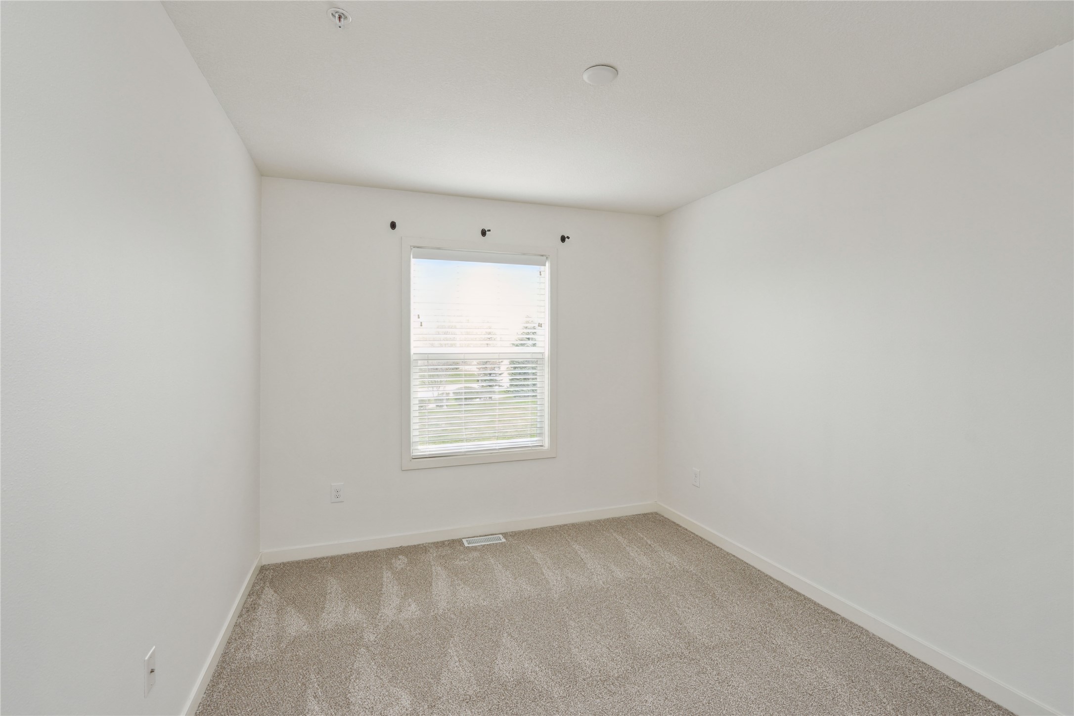 215 80th Street #102, West Des Moines, Iowa image 20