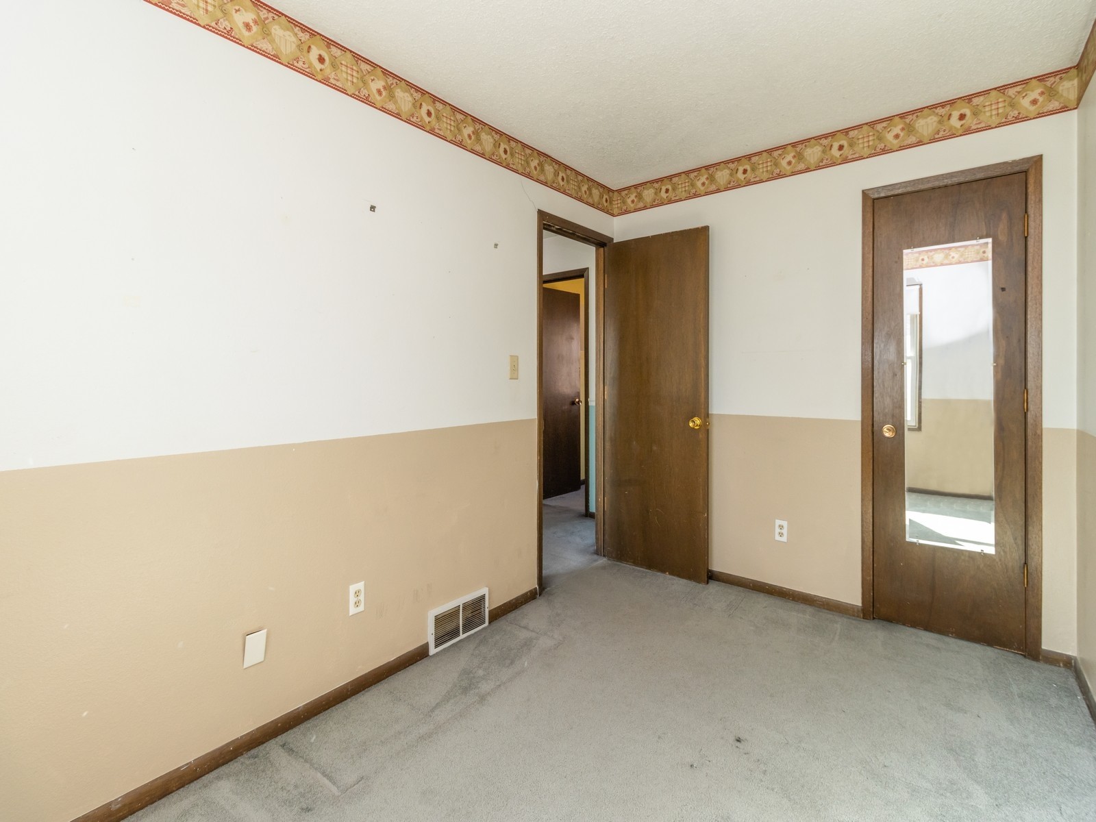 303 N N Street, Indianola, Iowa image 24