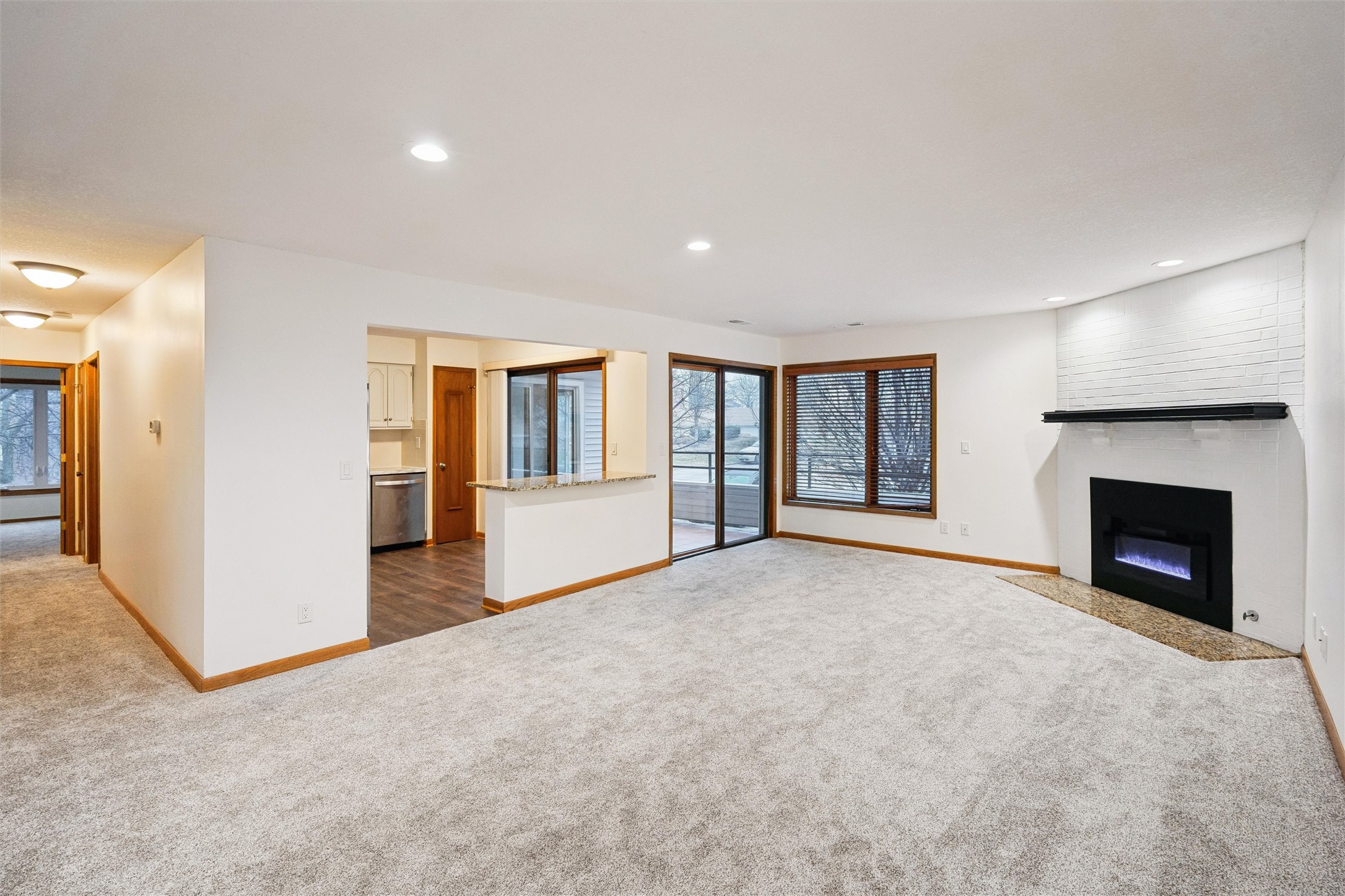 1100 50th Street 2102