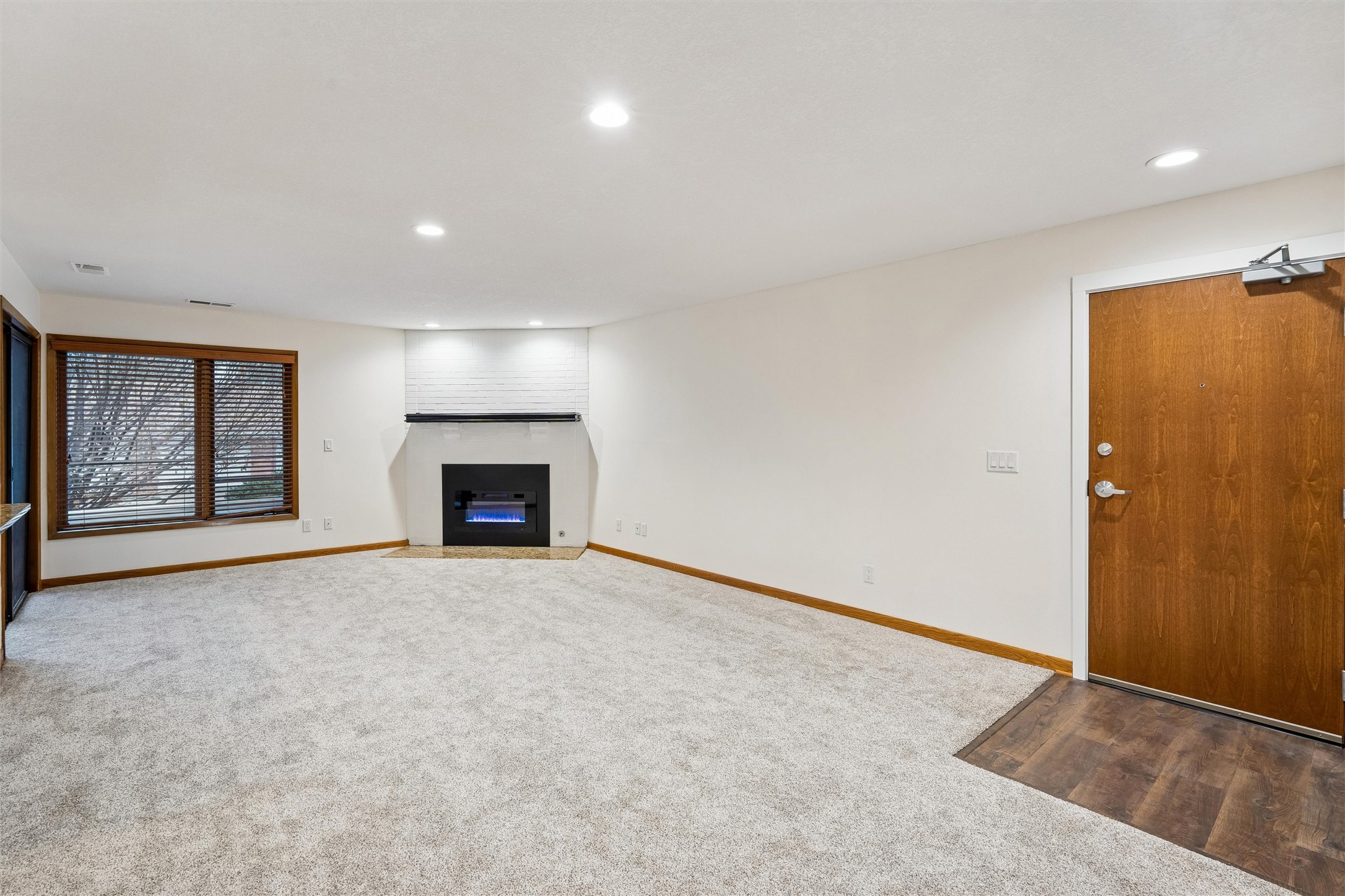 1100 50th Street 2102