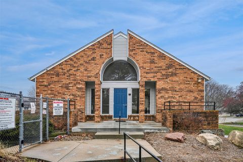 1100 50th Street 2102 West Des Moines IA 50266