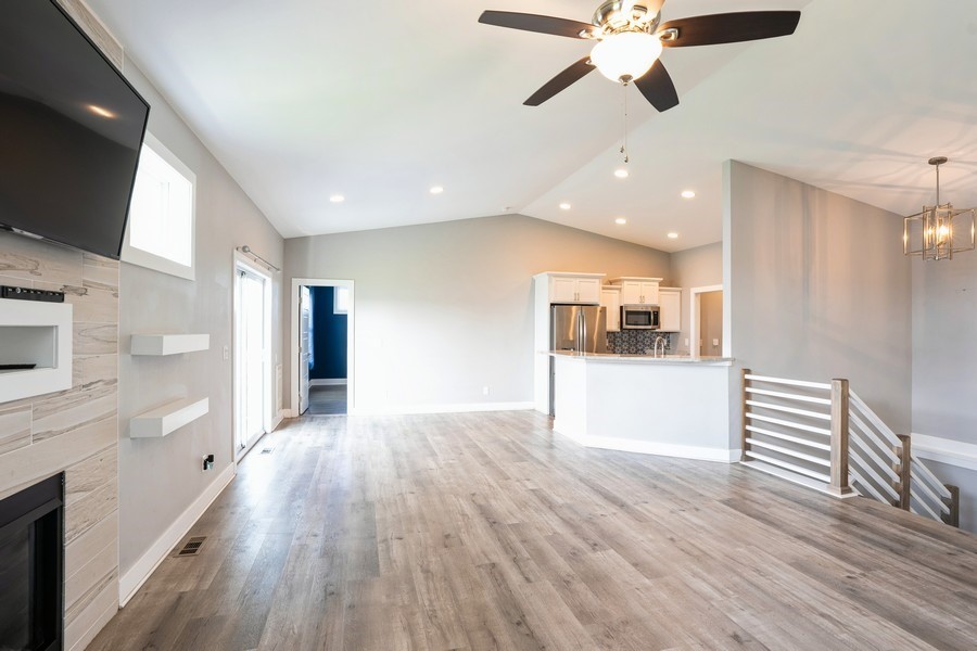 955 Spruce Street, Waukee, Iowa image 2