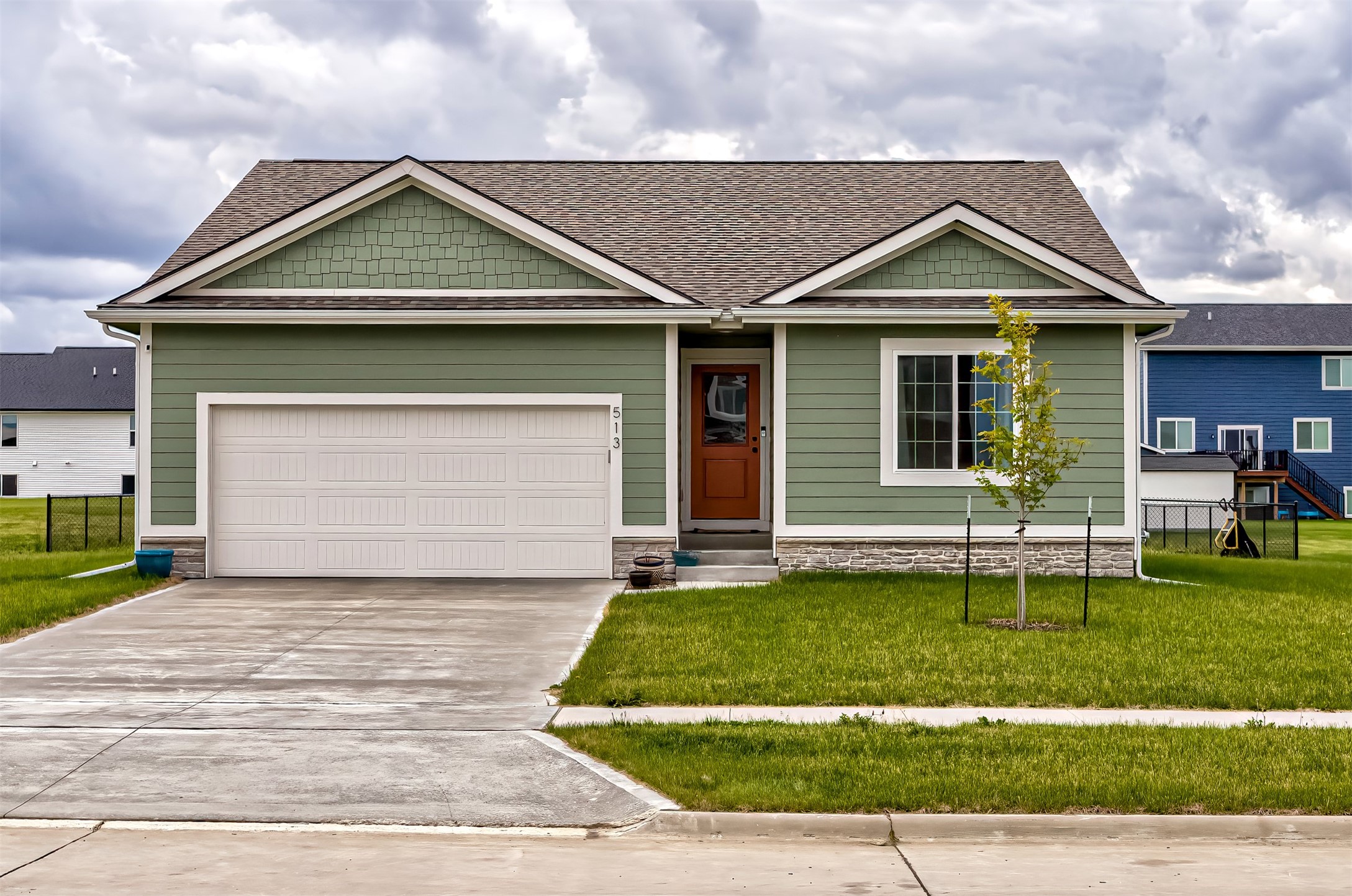 513 Walnut Drive, Huxley, Iowa image 1
