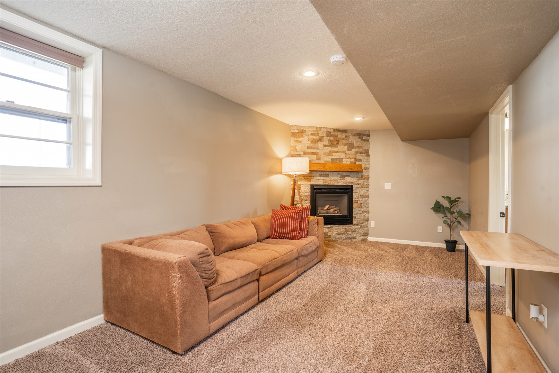 5070 Parkridge Avenue, Pleasant Hill, Iowa image 15