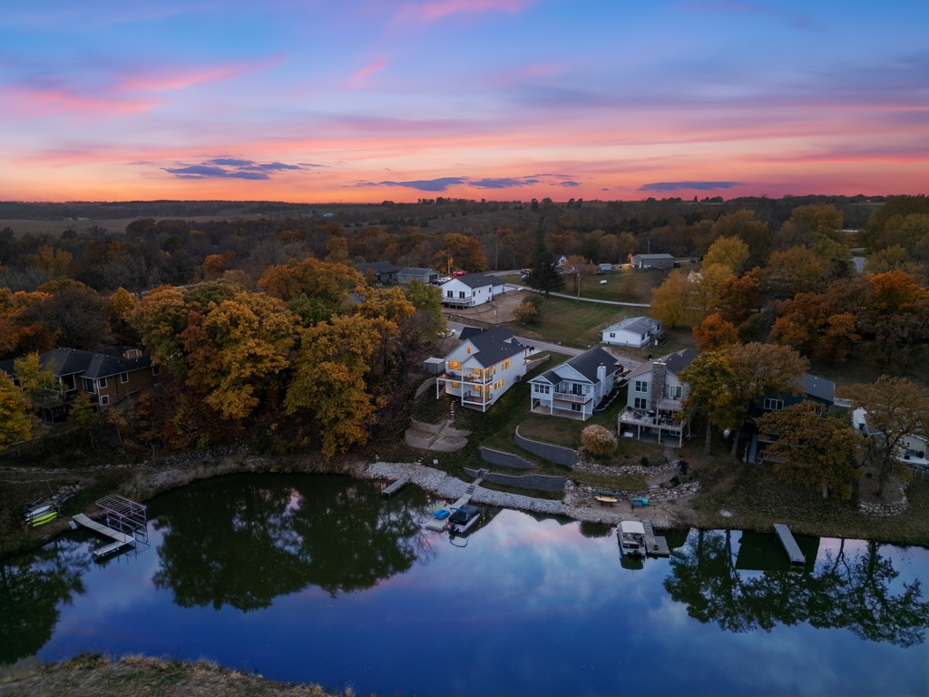 8476 Lakeshore Drive, Dexter, Iowa image 32