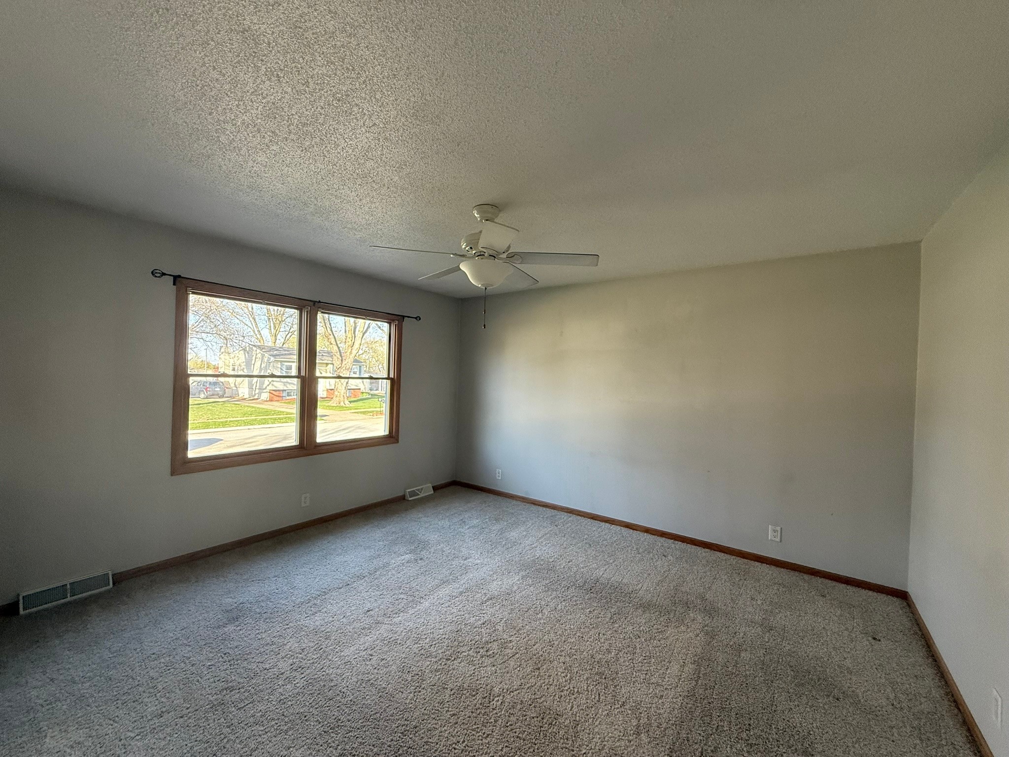 921 Norwood Drive, Norwalk, Iowa image 6