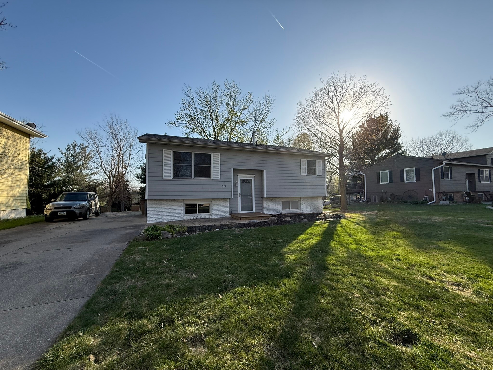 921 Norwood Drive, Norwalk, Iowa image 2