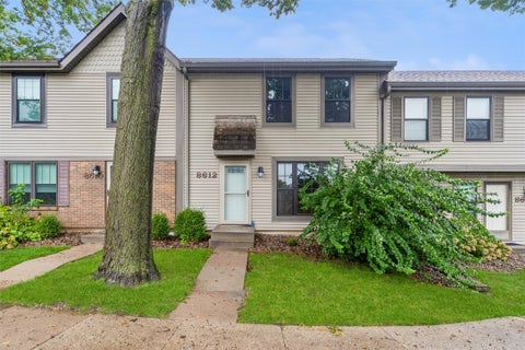 Condo For Sale - 8612 Alpine Drive #E<br/> Urbandale, IA 50322