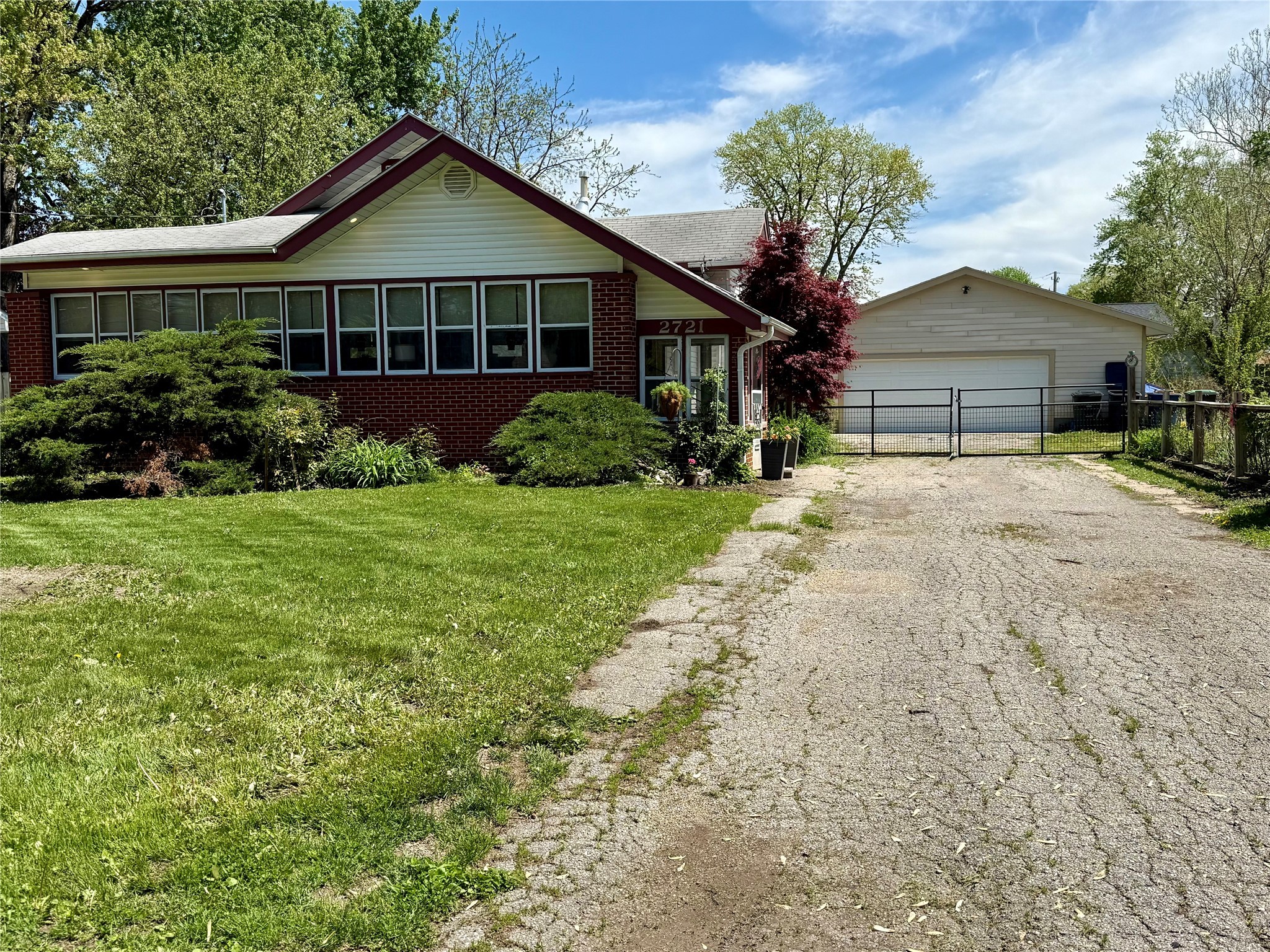 2721 61st Street, Des Moines, Iowa image 2