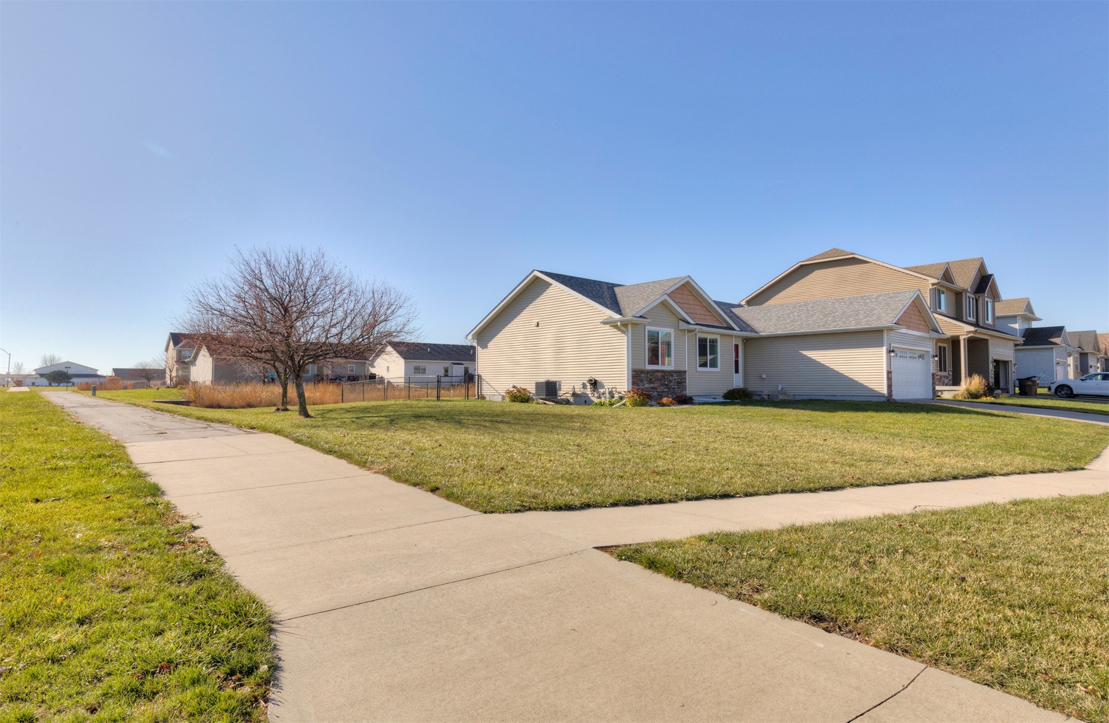 812 SE 15th Street, Grimes, Iowa image 3