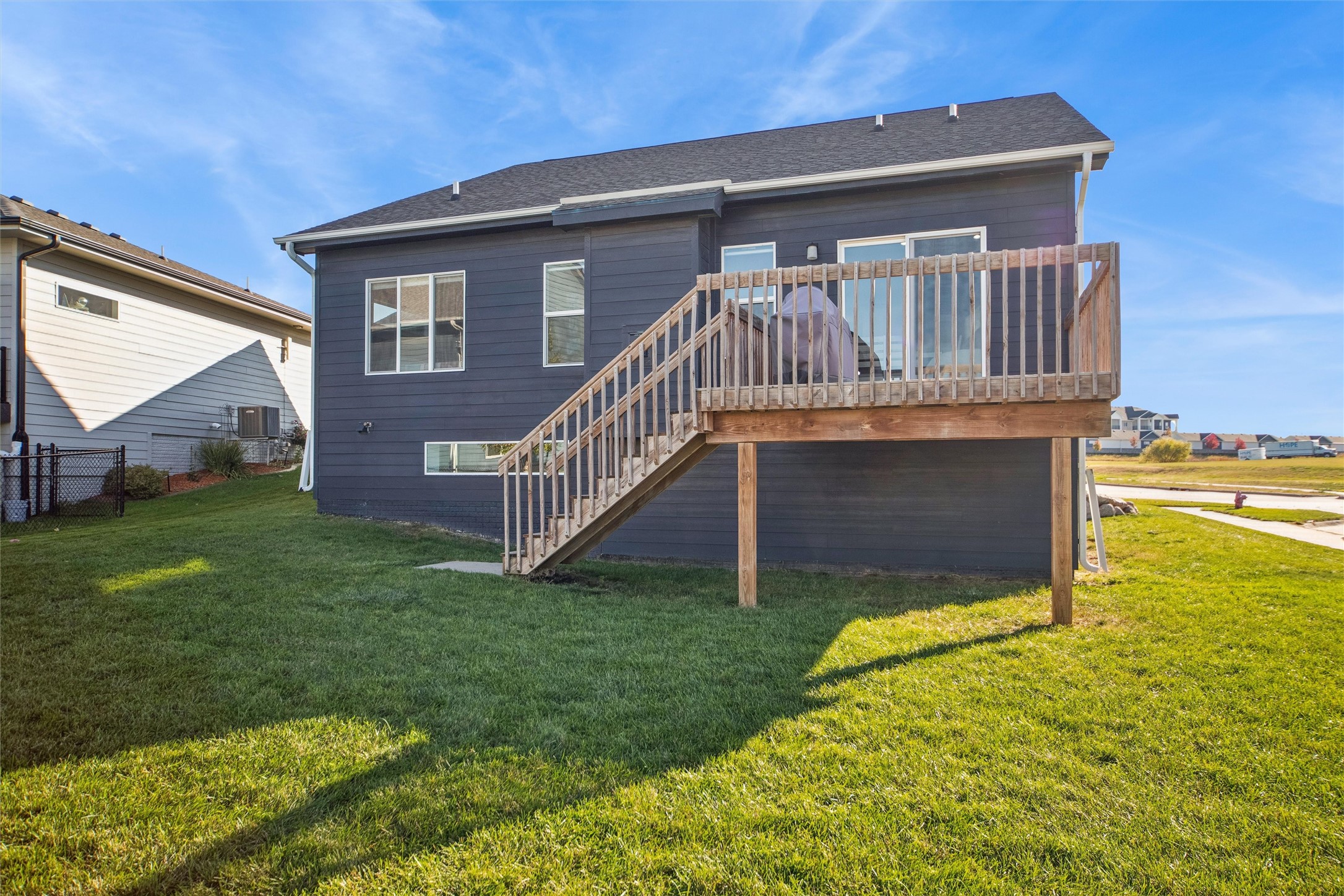 1808 NE Heritage Drive