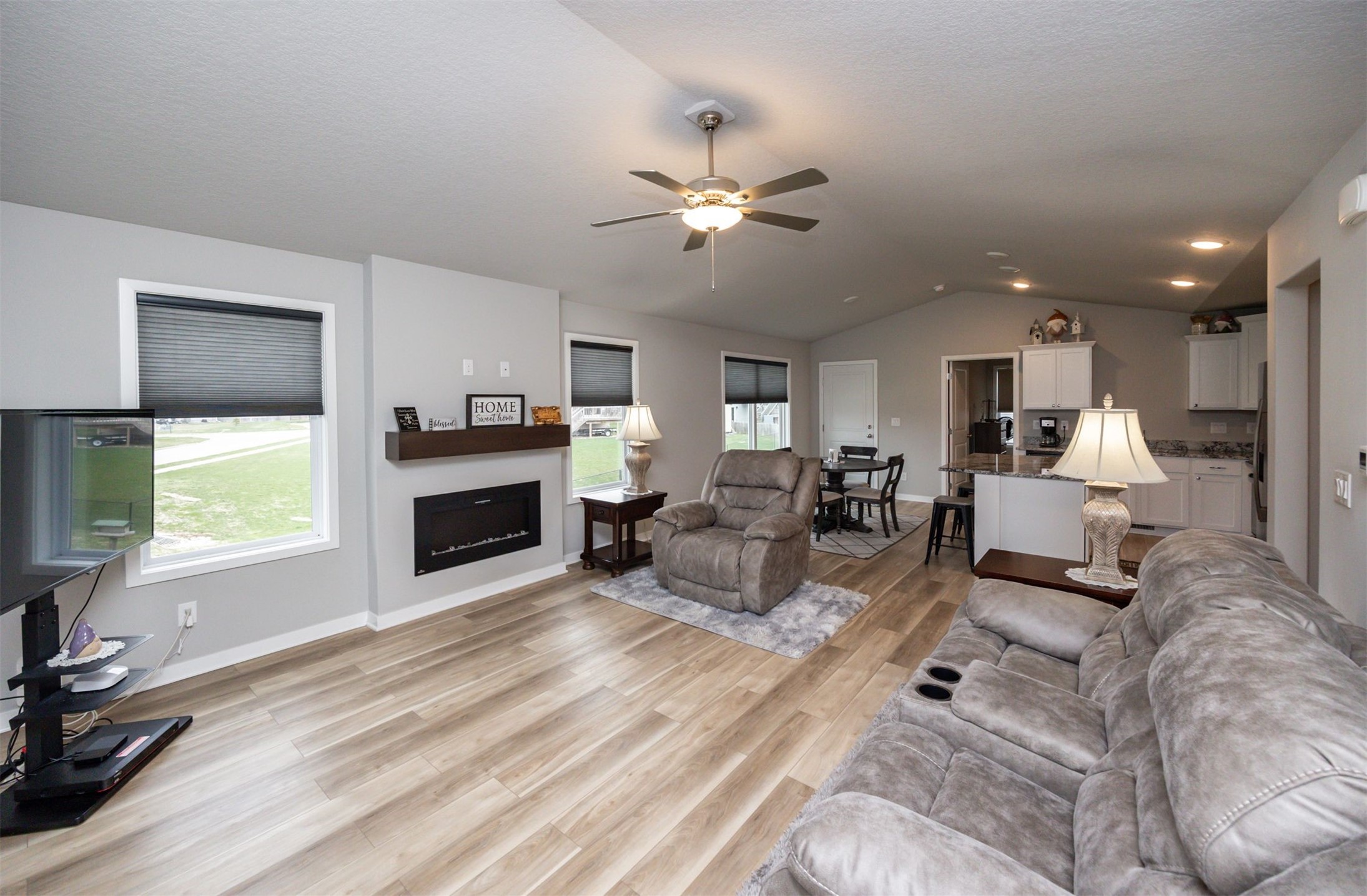 320 Wise Court, Mitchellville, Iowa image 5