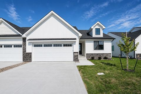 Condo For Sale - 4315 NW Olivia Lane<br/> Ankeny, IA 50023