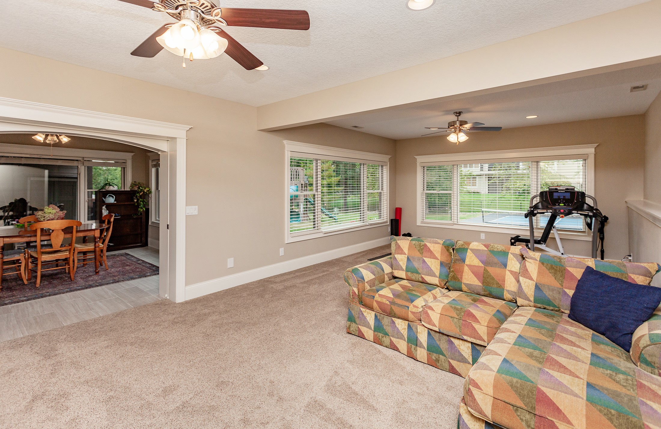 Urbandale, Iowa, 50323, United States, 6 Bedrooms Bedrooms, ,6 BathroomsBathrooms,Residential,Active,2021023