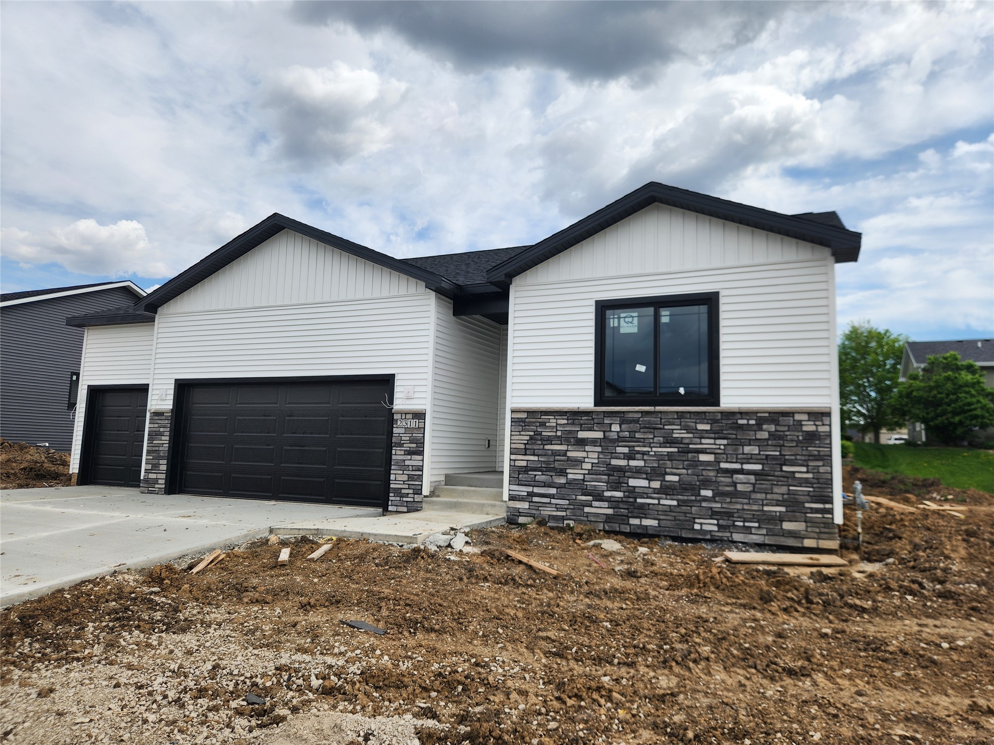 2311 N 8th Avenue, Newton, Iowa image 2