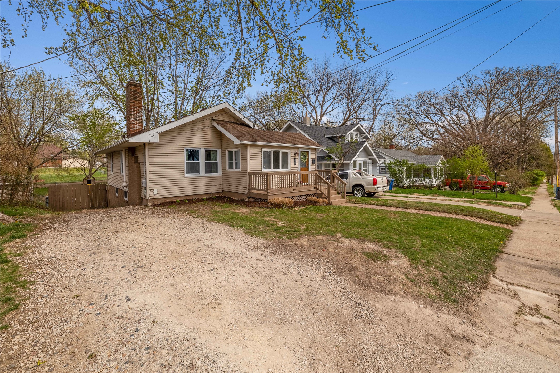 2905 Sheridan Avenue, Des Moines, Iowa image 2
