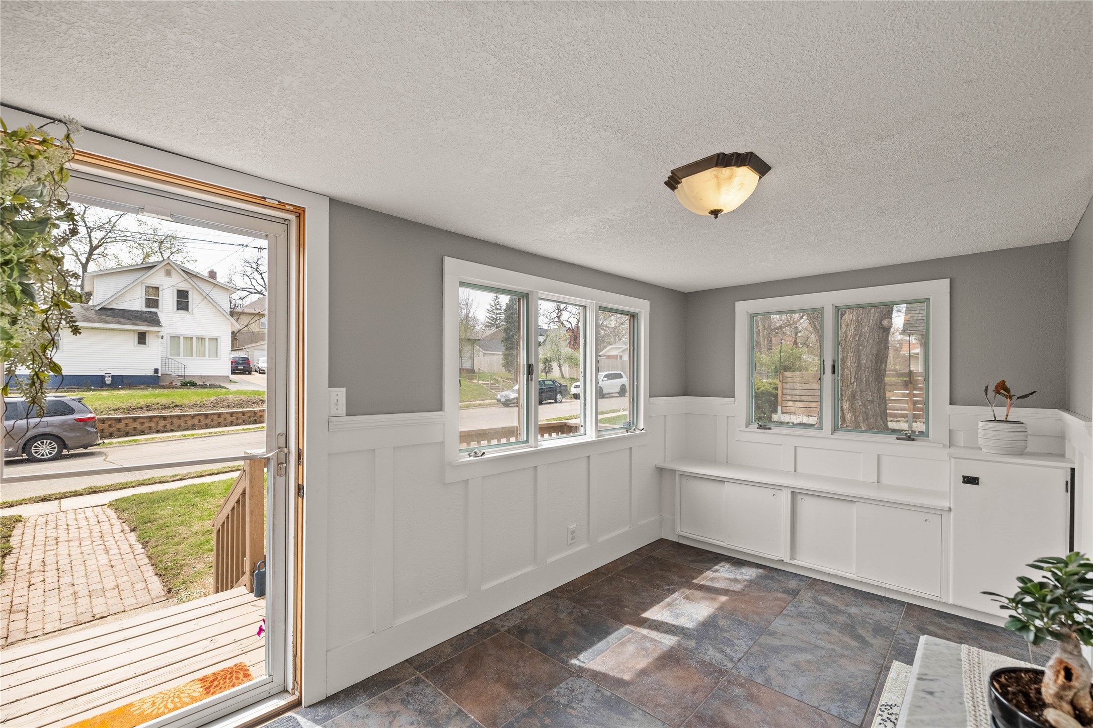 2905 Sheridan Avenue, Des Moines, Iowa image 4