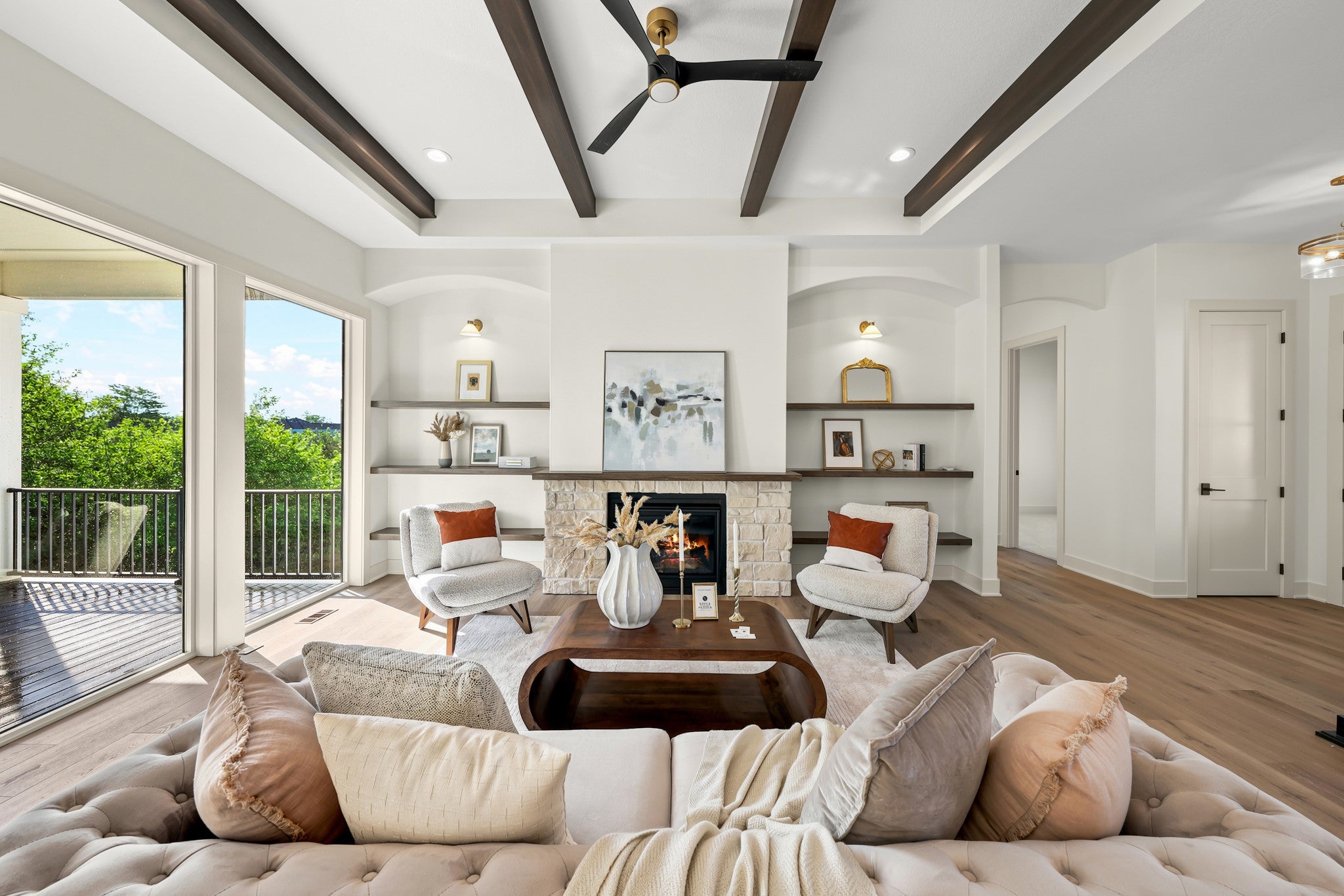 45 NW Crabtree Lane