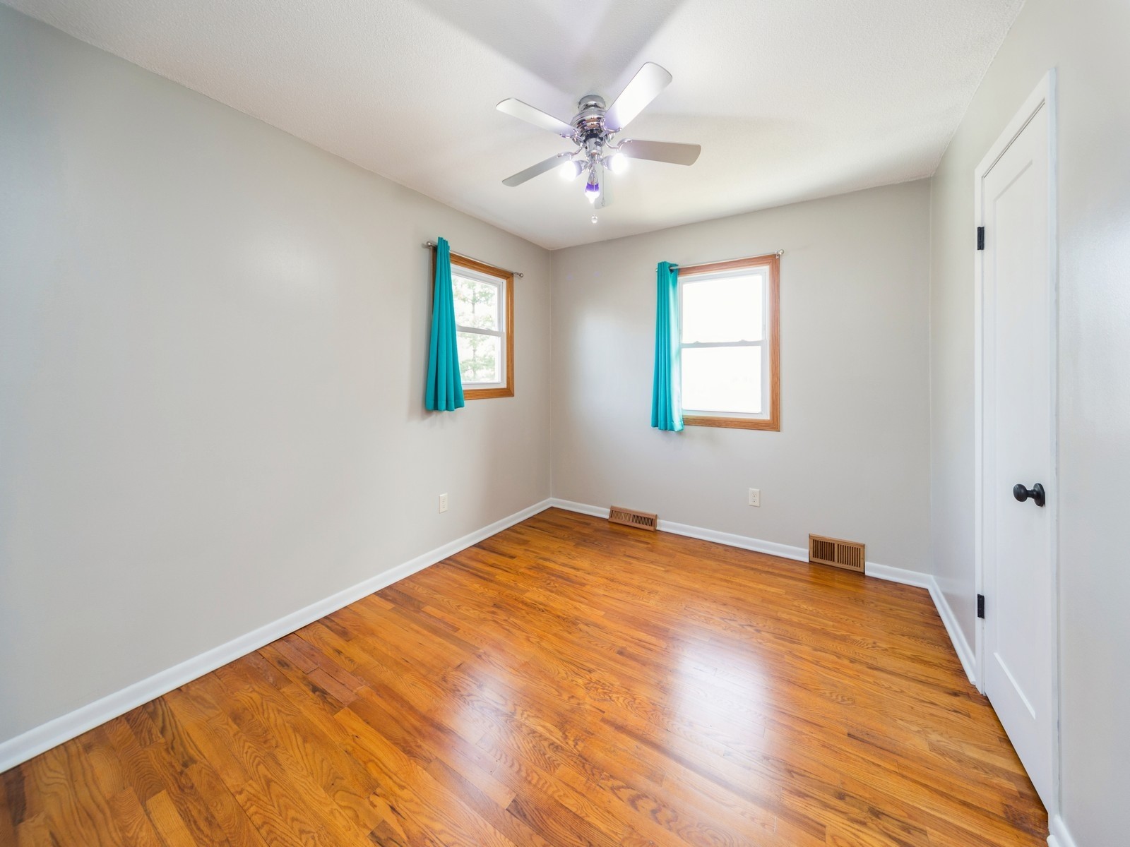 2021 69th Street, Windsor Heights, Iowa image 18