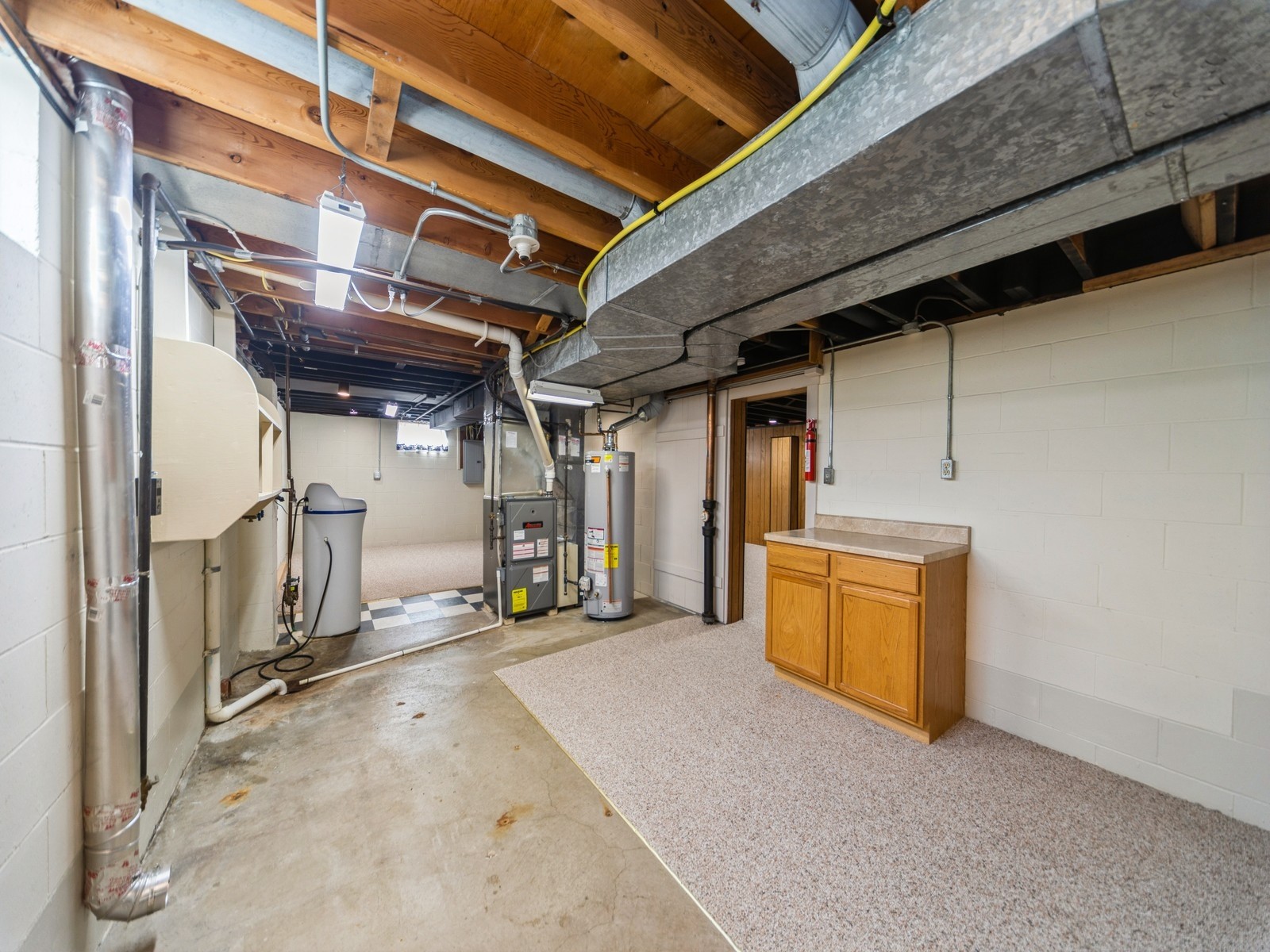 2021 69th Street, Windsor Heights, Iowa image 28