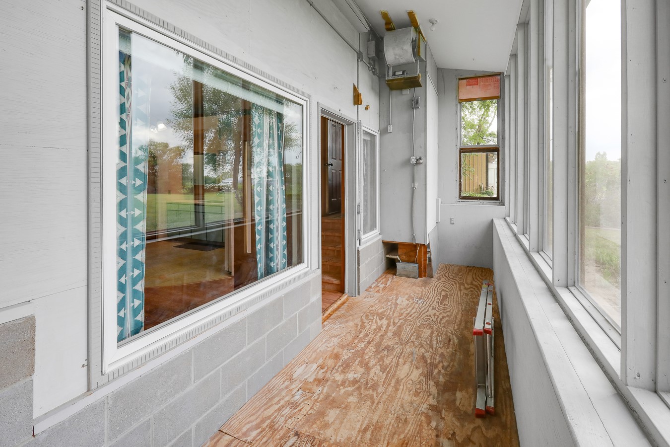 2403 Picard Drive, Tracy, Iowa image 8