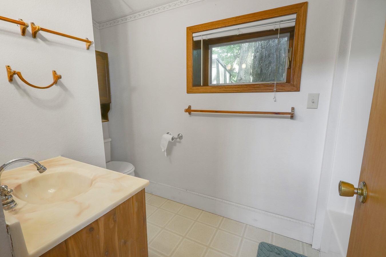2403 Picard Drive, Tracy, Iowa image 9