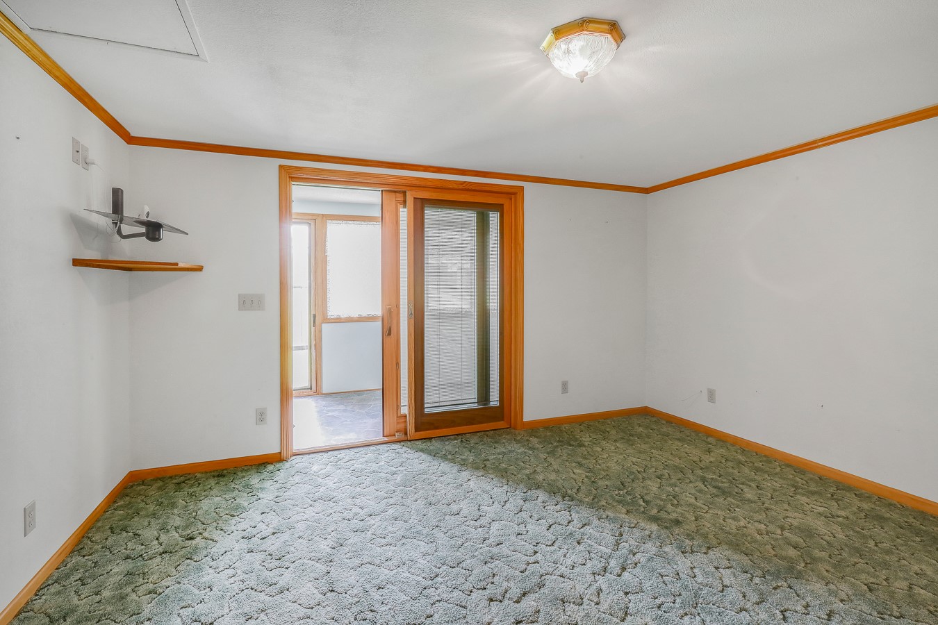 2403 Picard Drive, Tracy, Iowa image 12