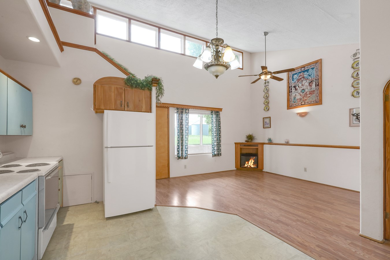 2403 Picard Drive, Tracy, Iowa image 4