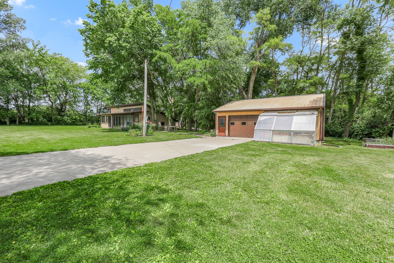 2403 Picard Drive, Tracy, Iowa image 19