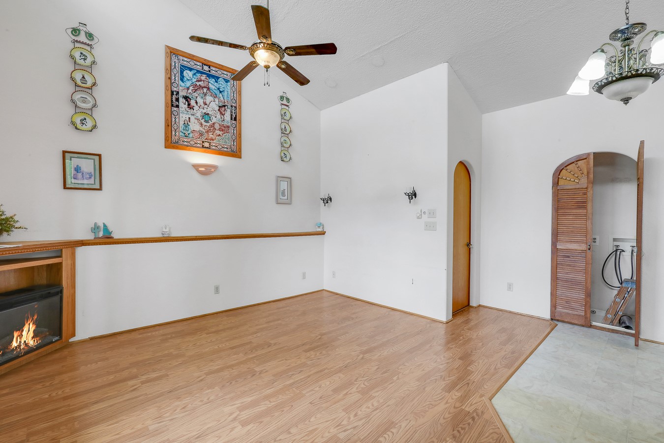 2403 Picard Drive, Tracy, Iowa image 3