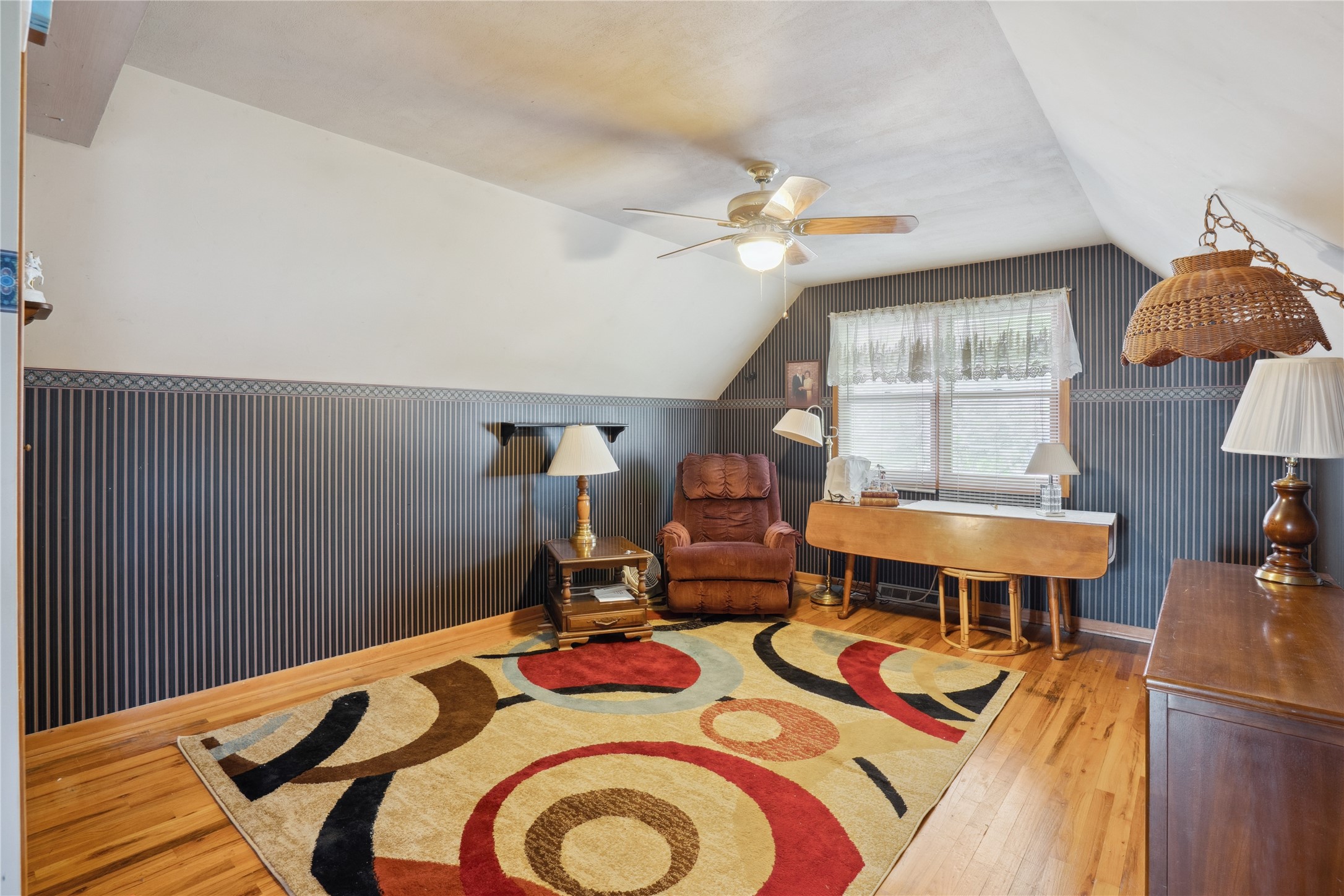 1717 10th Avenue, Grinnell, Iowa image 17