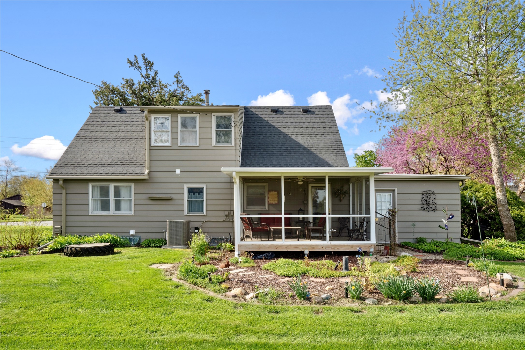 1717 10th Avenue, Grinnell, Iowa image 33