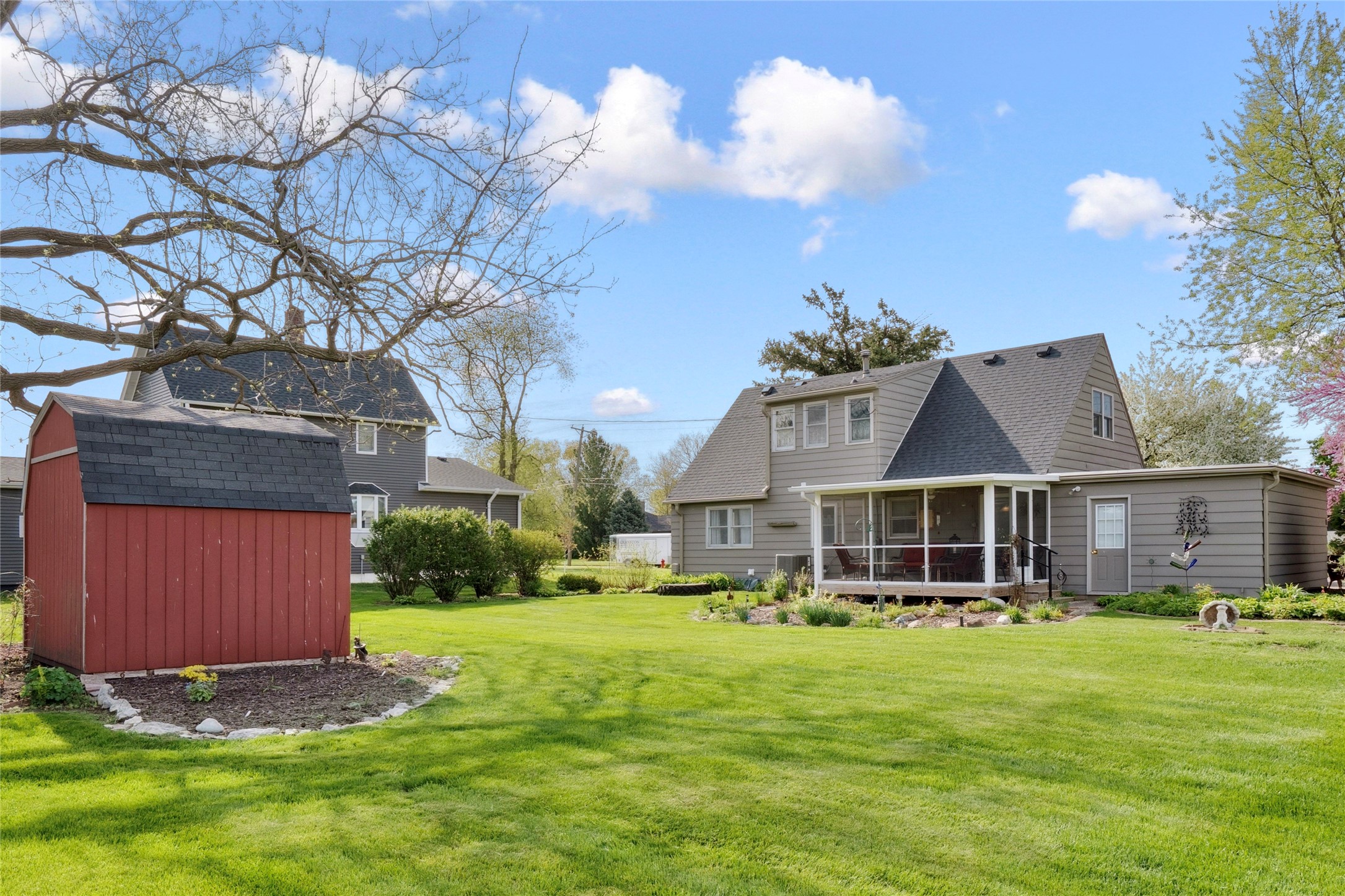 1717 10th Avenue, Grinnell, Iowa image 3