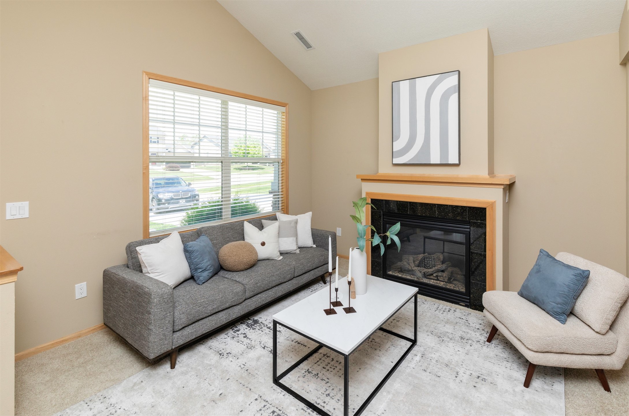 8342 Cody Drive, West Des Moines, Iowa image 3