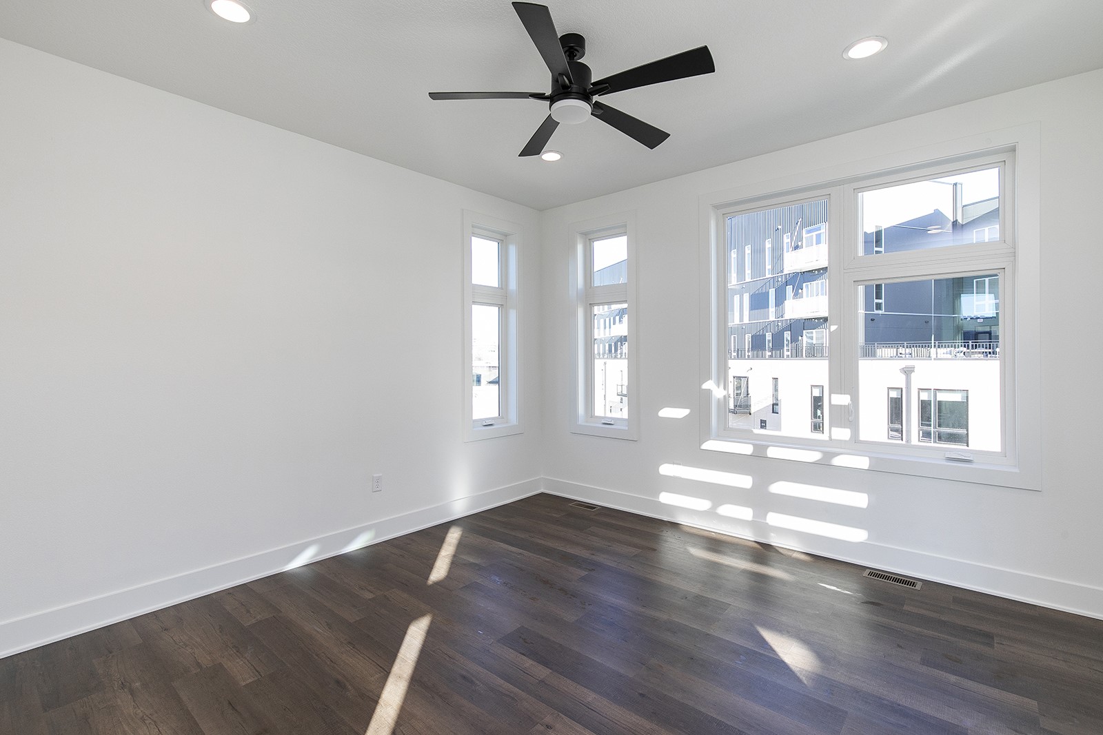 205 Maple Street, Des Moines, Iowa image 15