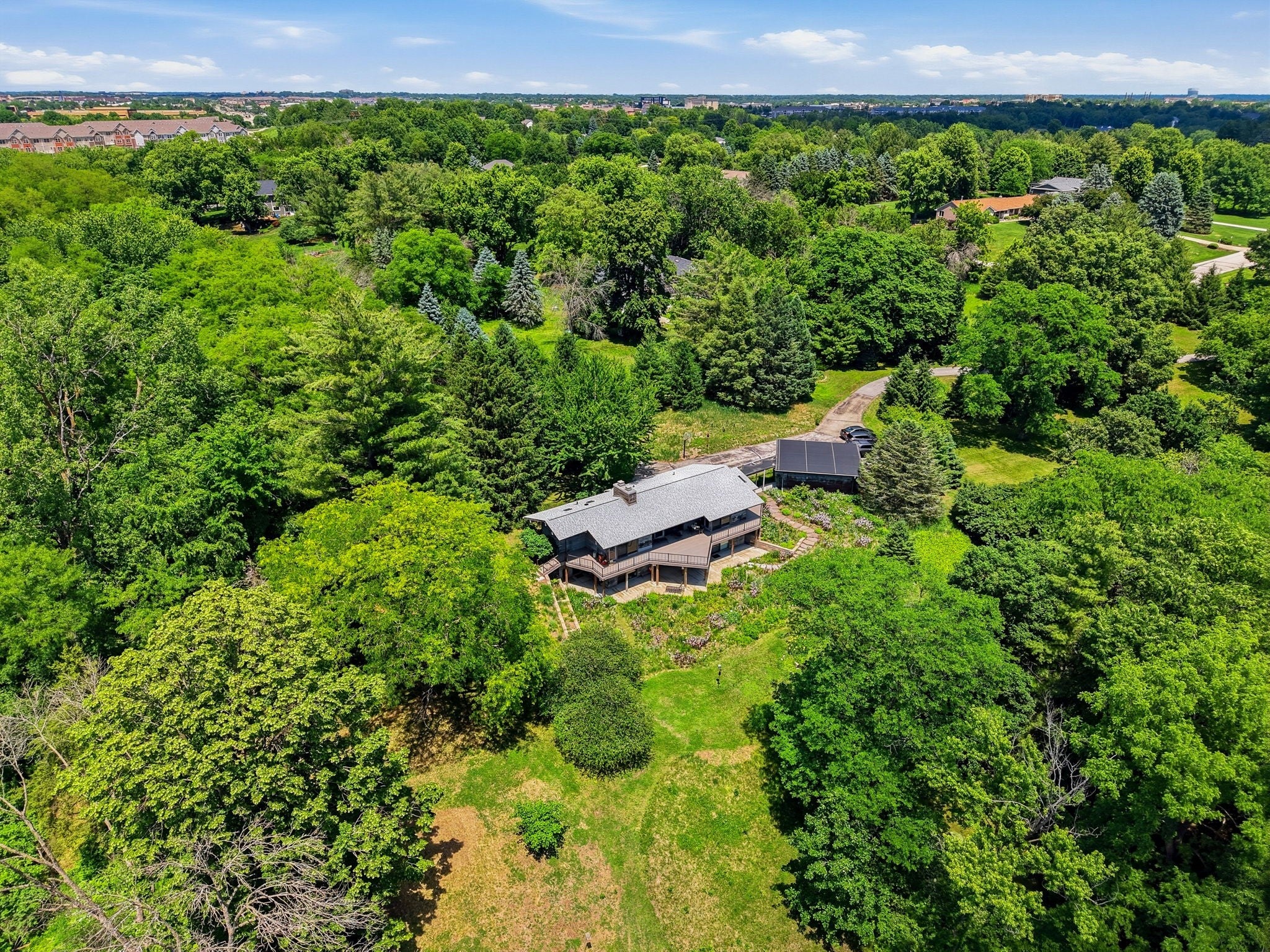 1405 S Deer Road